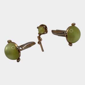 Green Vintage Cabochon  Cuff Links Tie Tack Gold Tone 1960-70